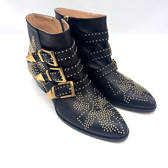 Chloé
Susanna Studded Leather Ankle Boots - Picture 1 of 8